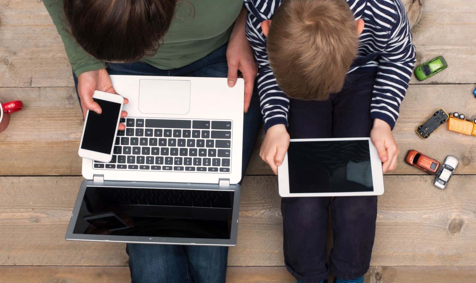 Read more about the article Balance Online and Offline Activities the Digital Nomad Way
